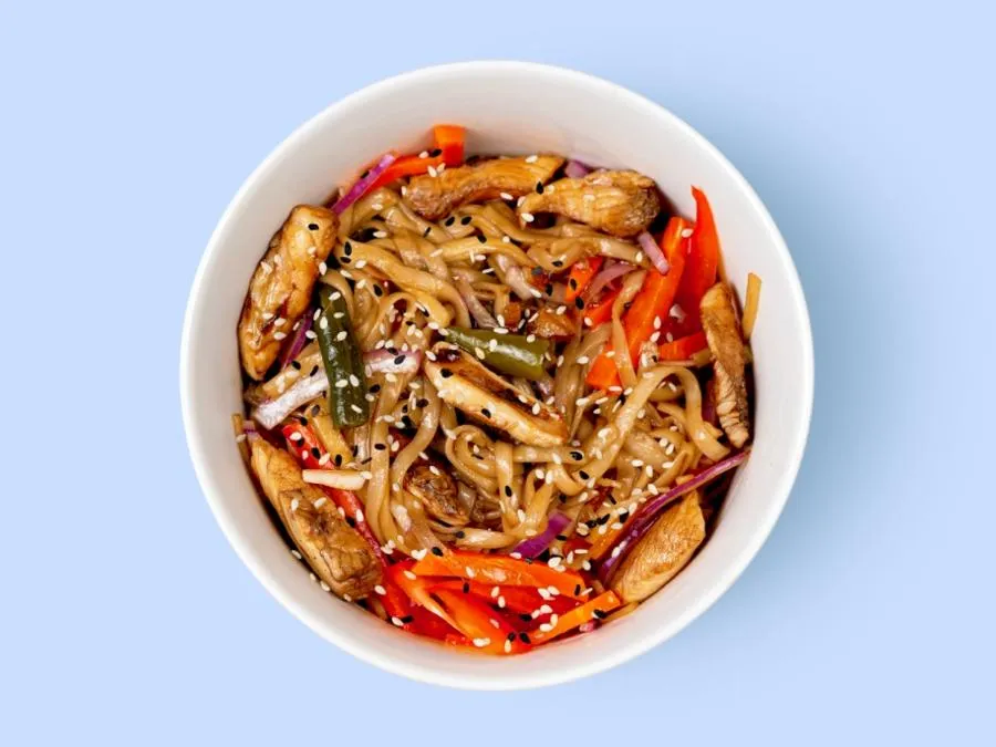 WOK терияки лапша с курицей